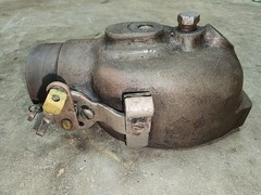 Original Marvel Schebler TSX810 Carburetor for John Deere 2010 – Needs Rebuild