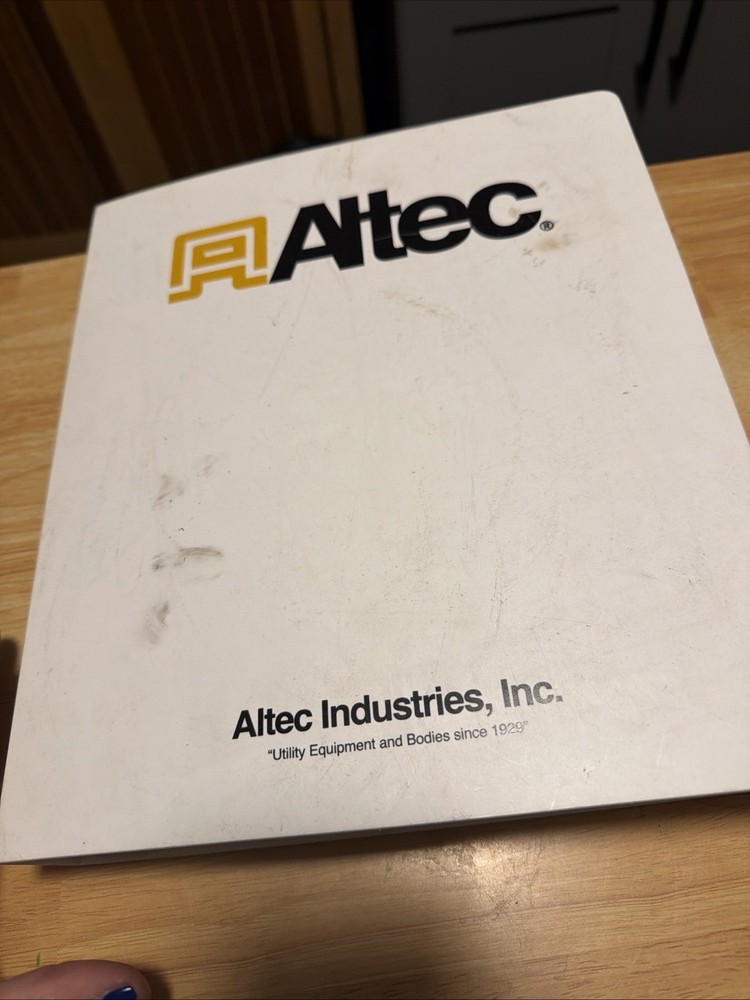 Altec AT200A Parts & Maintenance Manual for Bucket Boom Aerial Truck