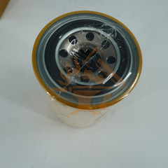 Hydraulic Spin On Filter D8NNB486CA D8NNB486EA for New Holland Tractor