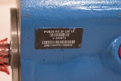 EATON VICKERS PVB20RS20CM11 AXIAL PISTON PUMP, 20GAL/MIN, 1-1/4″ SHAFT, V-380673