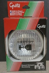 Grote 63371-5 Round Halogen Beam Type 6V Flood Worklamp Tractors Off Road Trucks