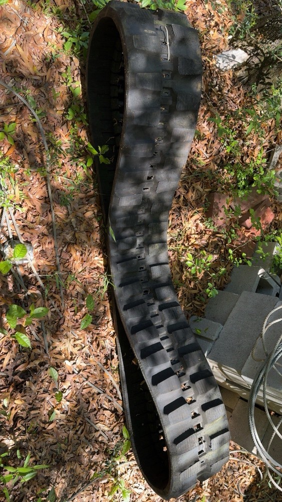 TNT Rubber Track Track Part 300/52.5W/82 MPN 1907346JA JC0622