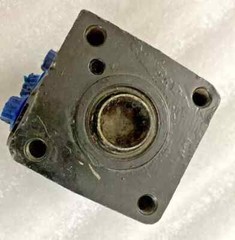 Fits MAHINDRA TRACTOR HYDROSTATIC STEERING UNIT SERIES 5 007205734C91