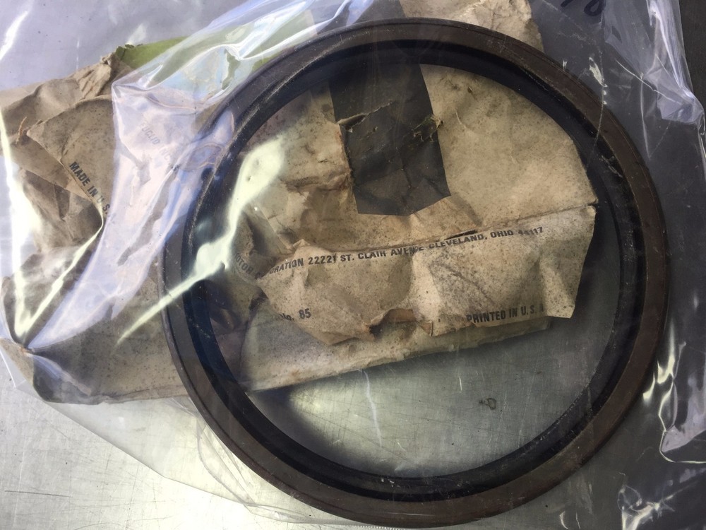 207926 Euclid Oil Seal GM TEREX E207926