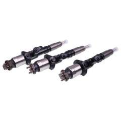 4X Fuel Injector 1J500-53050 for Kubota V3800 Engine M100 M8560 Loader SVL90-2