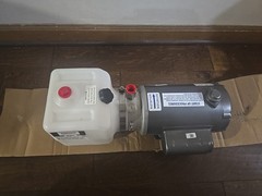 NEW Bucher Hydraulic Power Unit M-4315-0101, 1 HP