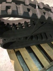 Used Rubber Track 320x86x49 C Pattern Cheap Replacement Track for Skid Steer