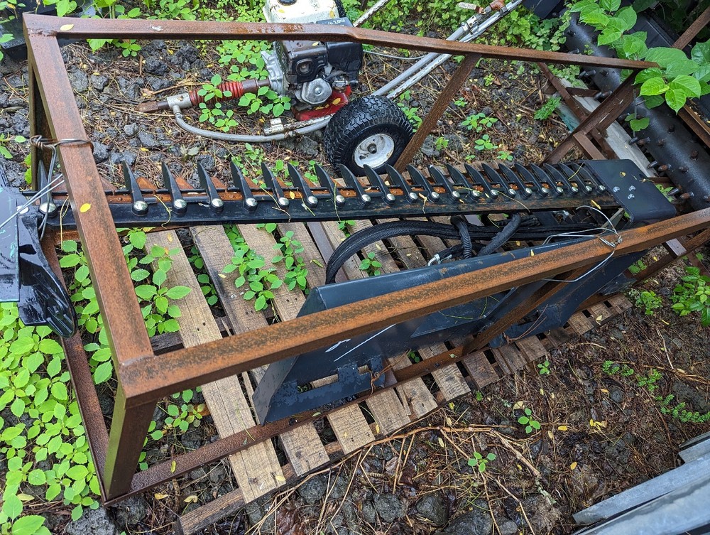 6′ Wolverine Skid Steer 72″ Hydraulic Sickle Bar Mower Brush Cutter Attachment
