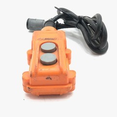 Monarch Mafelec 2-Button Hydraulic Remote Control Switch w 6-Pin Connector Cable