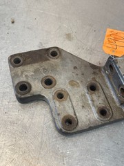 1979 Massey Ferguson 2775 Tractor Right Front Engine Mount Bracket