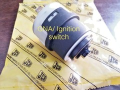 GENUINE JCB IGNITION SWITCH AND 2 KEYS (PART# 701/80184 701/45500)
