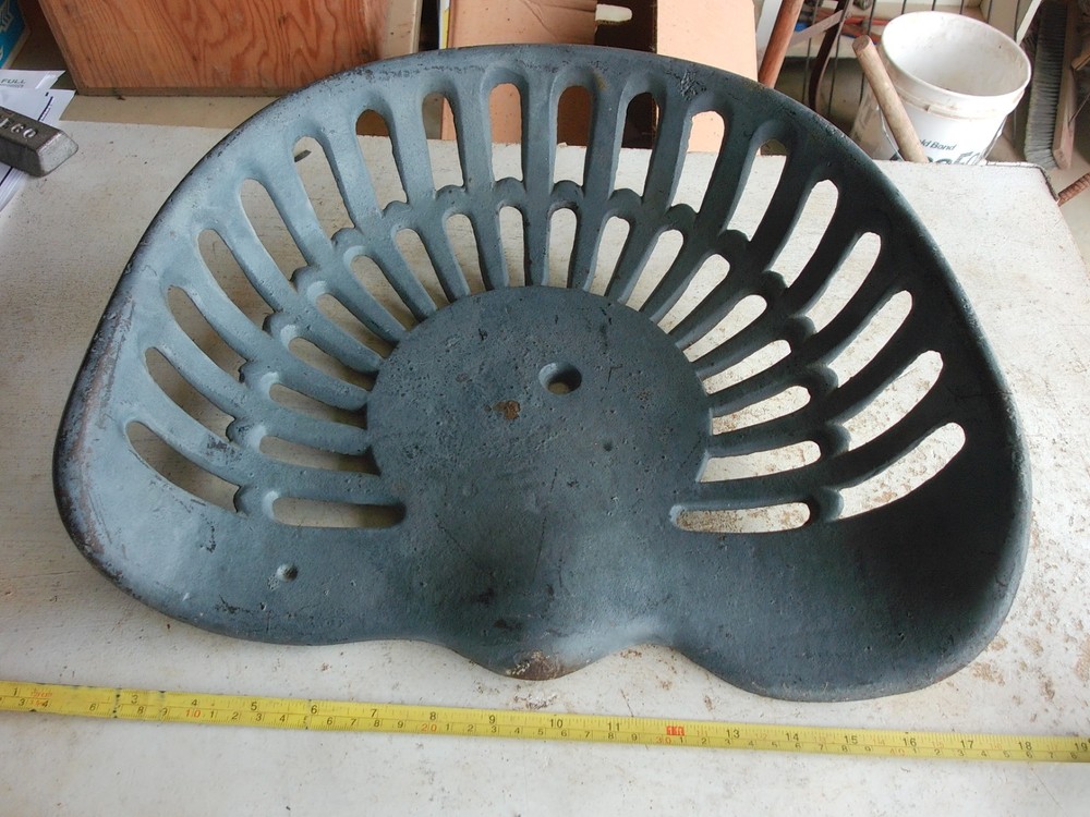 Vintage Cast Iron Tractor Seat Unbranded Painted Lot 26-16-20-W