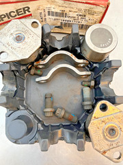5-677X Dana SPICER *PARTIAL* U-JOINT Cross Bearing International 1696917C91