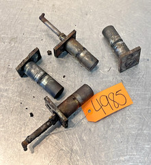 1979 Massey Ferguson MF 2775 Tractor Steering Cylinder Pins