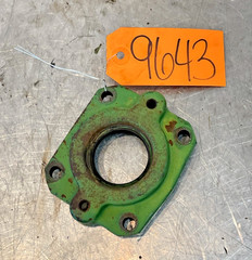 1979 John Deere 850 Tractor PTO Seal Holder Retainer