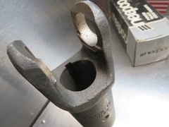 Neapco 15-5376 Yoke 1-1/4″ Bore 1/4″ KW