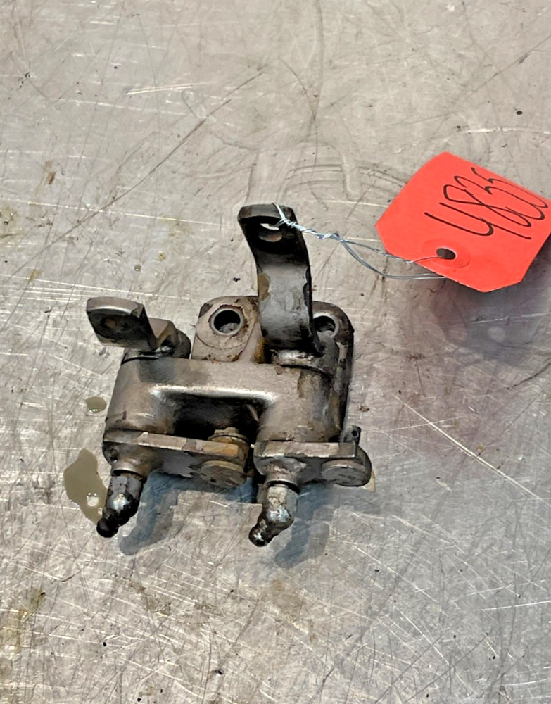 Massey Ferguson MF 2775 Tractor Hydraulic Valve Linkage