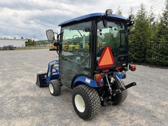 UNUSED 2023 NEW HOLLAND WORKMASTER 25S- ENCLOSED CAB W/ HEAT- LOADER- ONLY 9HRS!
