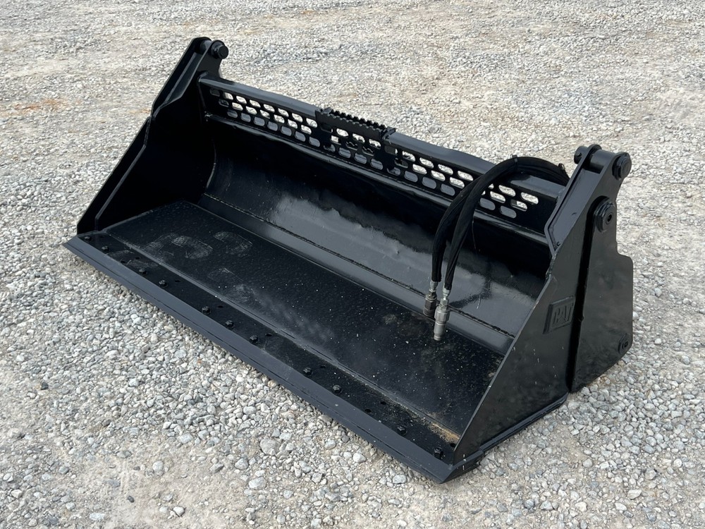 CAT 72″ 4-IN-1 Multi Purpose Smooth Bucket Attachment Skid Steer Quick Attach