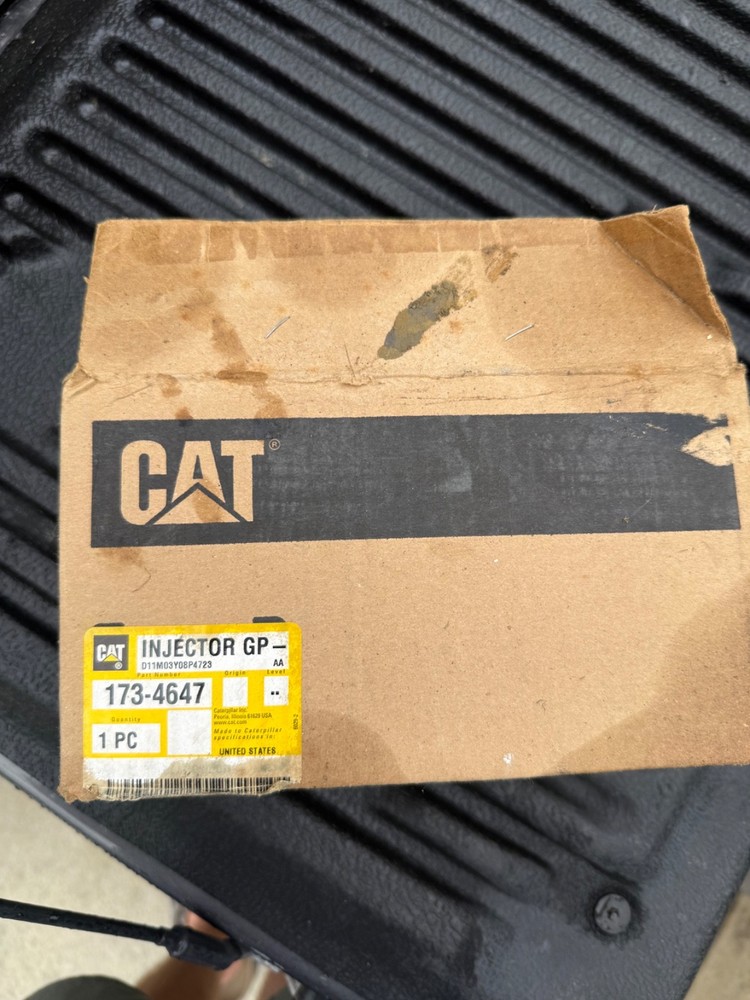New OEM CAT Fuel Injector 173-4647