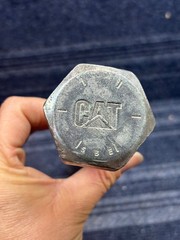 Cat® Hexagonal Head Bolt 153-1857: 1 1/4”-7 x 13” (L2)
