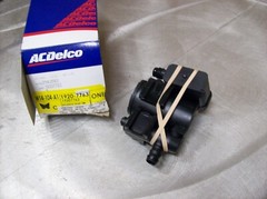 aa) GM General Motors Genuine OEM Evaporator Solenoid 19207763