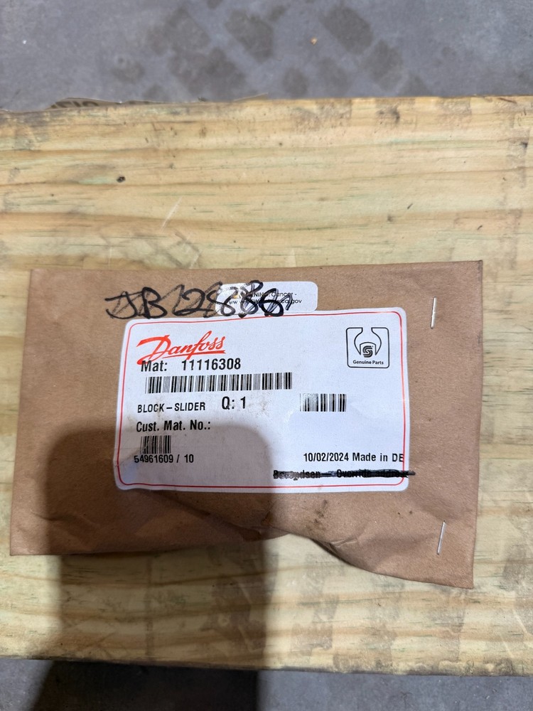 SAUER DANFOSS 11116308 180CC SLIDER BLOCK 90P180 (OLD PN 746479)