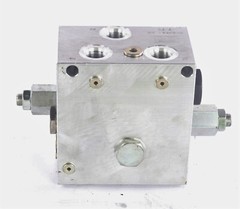 New DXP5551-03K Integrated Hydraulics Valve Assembly