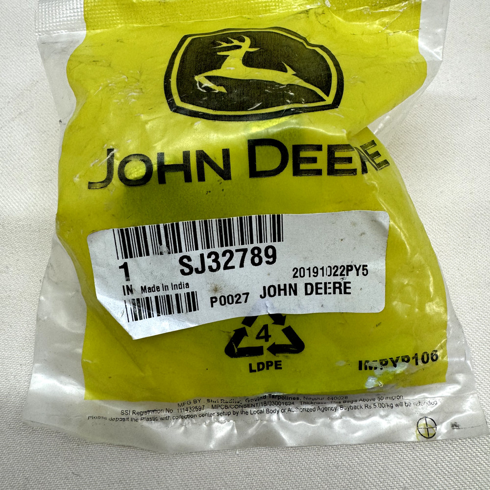 John Deere SJ32789 BRACKET