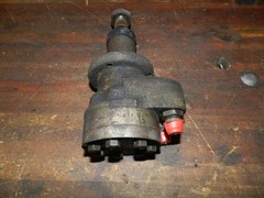 International 3414 Backhoe Tractor Steering Motor