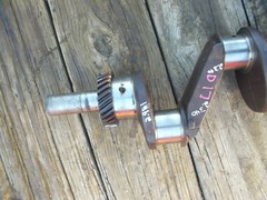 Allis Chalmers D17 AC tractor engine motor crank shaft crankshaft w/ gear *