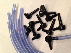 10 New Maple Tree Taps With Blue Drop Lines / Sap spouts, spiles 5/16″ FREE SHIP