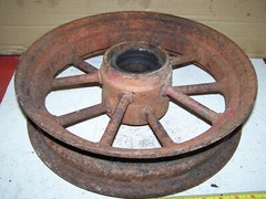 F&H Round Spoke Front Tractor Wheel 16″ Rim FRENCH HECT HC223 Original Implement