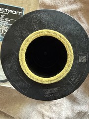 New Genuine Detroit Diesel Oil Filter Kit A4731800909. Made in Germany.