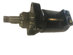 Toro Dingo hydraulic wheel motor part number 106-7654