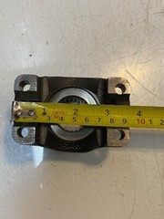 End Yoke C-268391 | 3-5/8″ L 2-1/2″ W 32mm Bore 8mm Bolt Holes 24-Spline