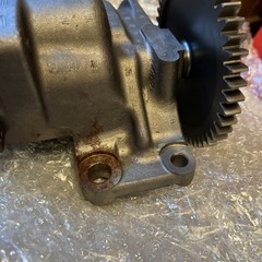 John Deere RE543187 Engine Oil Pump