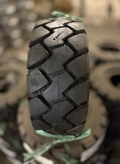 18X7-8 Kenda K610 16ply – New 2017 DOTs – Forklift Tire