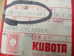 68741-71130 GENUINE OEM KUBOTA HYDRAULIC CYLINDER HEAD KH60 KH90 R400 4410B R510