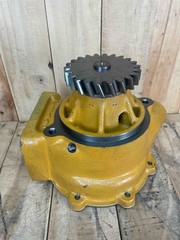 R6151-61-1121 R6151611121 Water Pump Komatsu Factory Rebuilt OEM