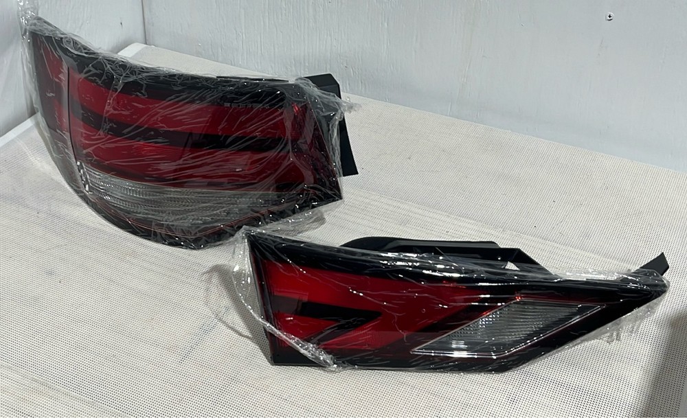 Tail Light Set for 2021-2023 Nissan Sentra Inner and Outer Driver Side