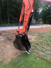 BLACK KUBOTA HYDRAULIC MINI EXCAVATOR THUMB KX033 KX040 PIN ON