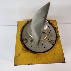 Amber Rotary Beacon Patlite #SKP-102 24 V Mounted On Steel