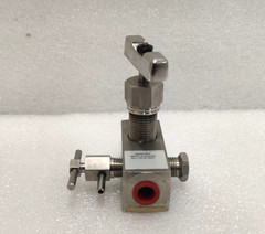 Marsh N8512-B Block Bleed Valve Swagelok SS-BVM4-SH