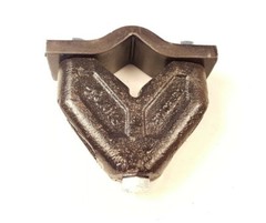 Clamp 2-1/4 Diamond Cast Steel for 5/8X2 Tool Bar 090
