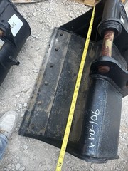 Sany SY26 36 Inch Mini excavator Ditching Bucket 40 Mm Pins Clean Up New