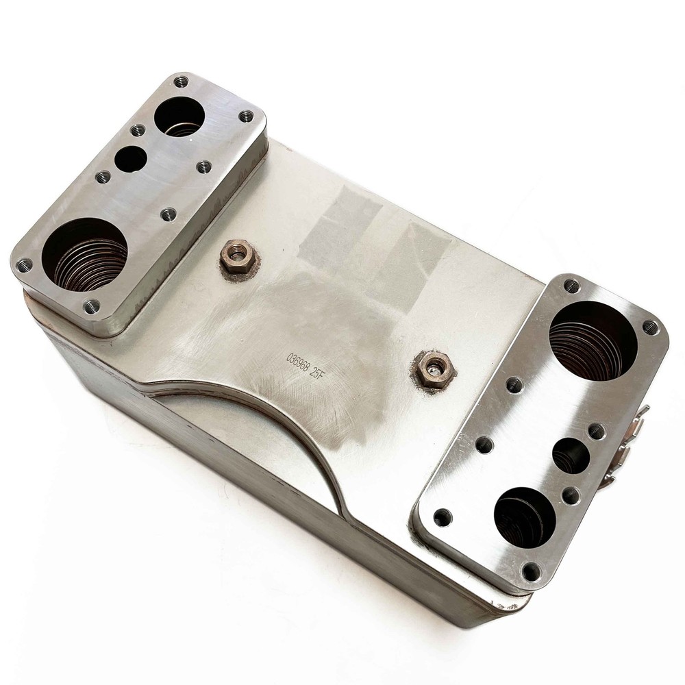 NEW OIL COOLER – DIRECT MOUNT FOR 29538013 ALLISON 3000/4000 TRANSMISSIONS