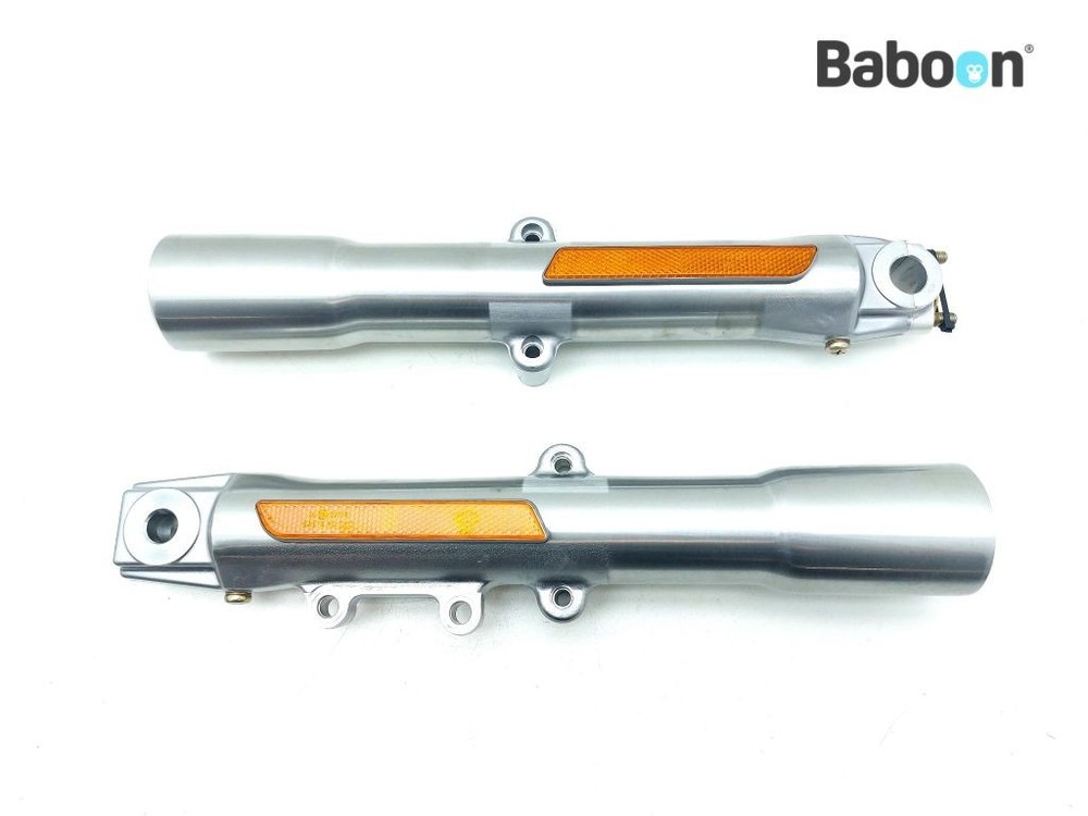 Front Fork Sliders / Outer Harley-Davidson FLSTC Softail Heritage Classic