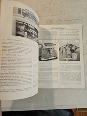 Allis Chalmers Gleaner G Self-Propelled Combine Operators Manual
