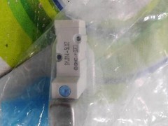 SMC/UIC SYJ314-5LOZ 46884403 SOLENOID VALVE